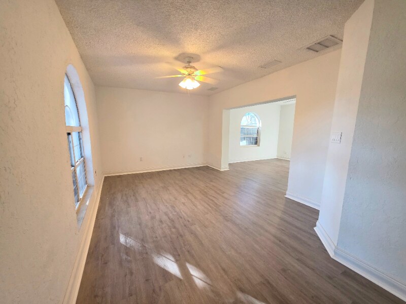 Building Photo - 12991 114th Ave N