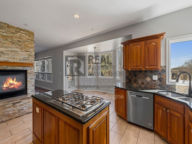 Building Photo - 1185 Trails End Ct