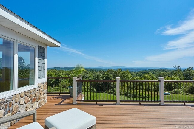 Building Photo - 21 Contentment Ln