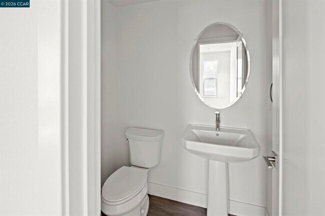 Building Photo - 2802 Chattelton Ln., San Pablo