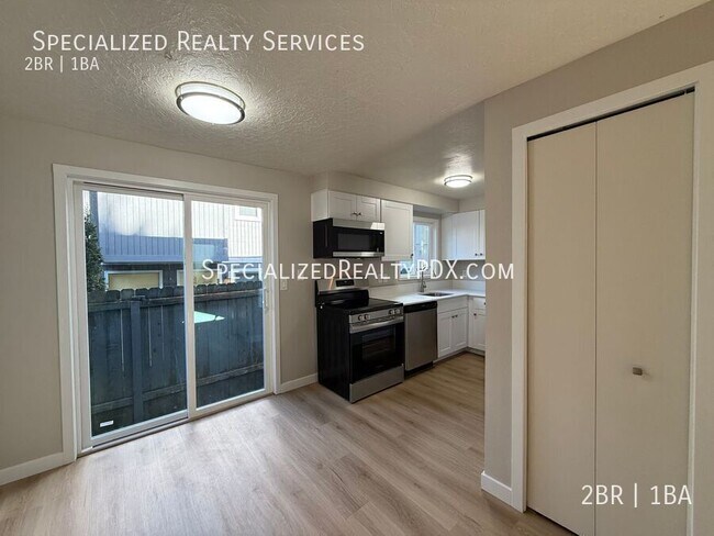 Building Photo - 5117 SW 62nd Ave
