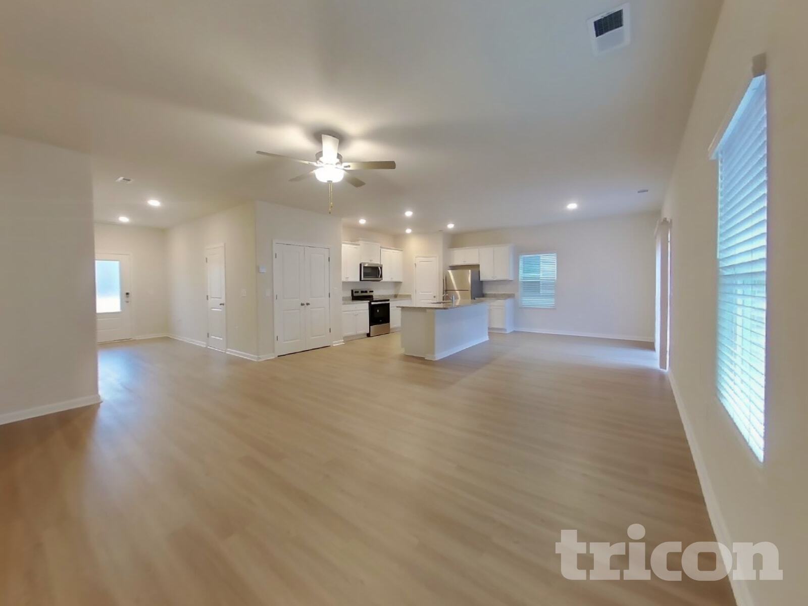 Building Photo - 6432 Lowe Ln