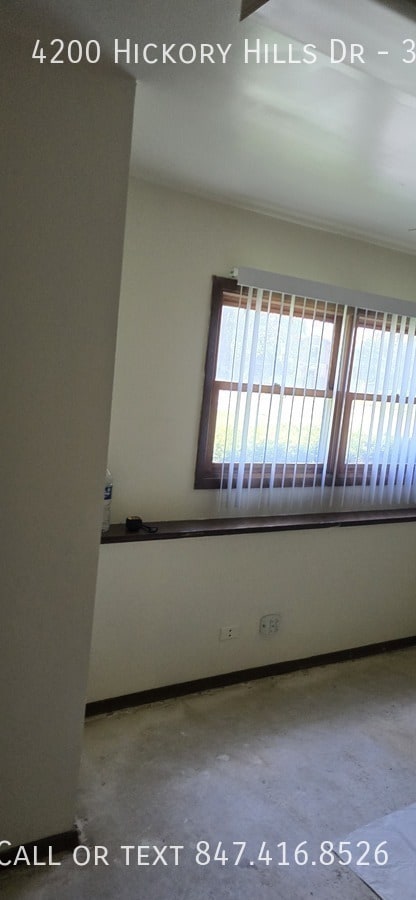 Building Photo - 4200 Hickory Hills Dr