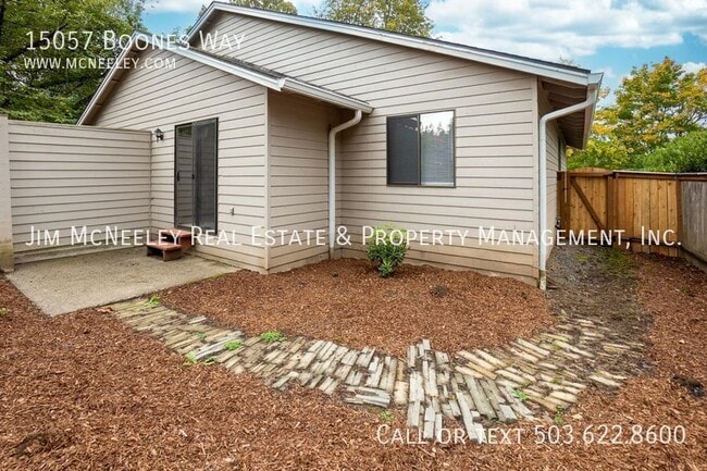 Building Photo - 15057 Boones Way