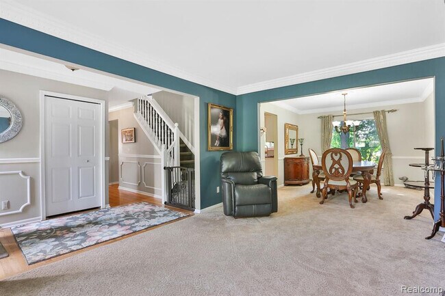 Building Photo - 3288 Hickory Dr