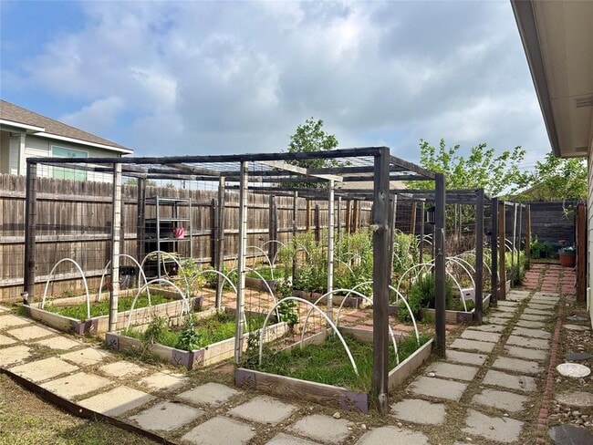 Building Photo - 9200 Margaret Jewel Ln