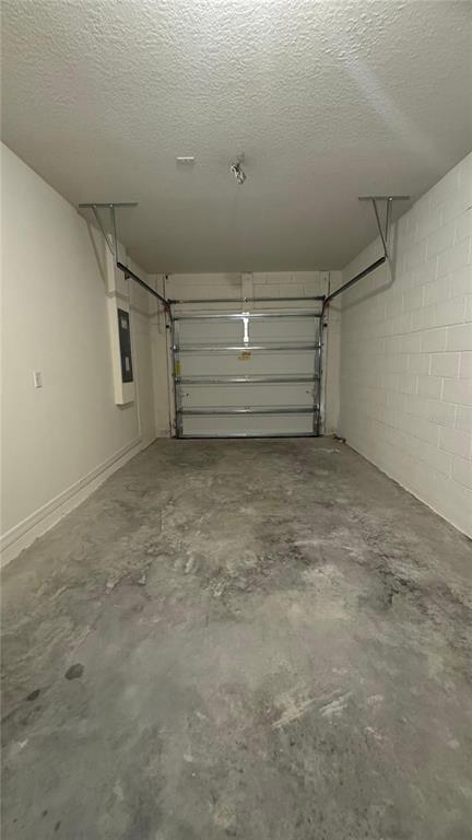 Building Photo - 1666 Rock Elm Rd