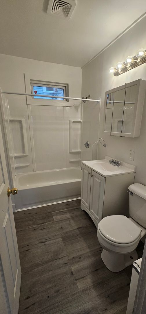 Building Photo - 11-15-15 Fairmount St