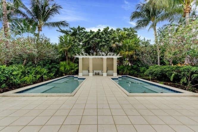 Building Photo - 610 Clematis St