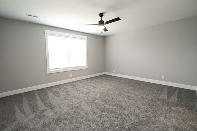 Building Photo - 1602 Jonathan Wade Cir