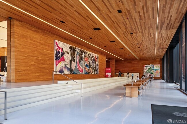 Building Photo - 246 2nd St