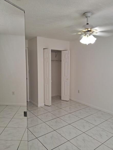 Building Photo - 7680 SW 156th Ct