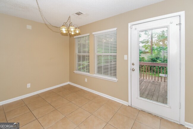 Building Photo - 5320 Brickleberry Way