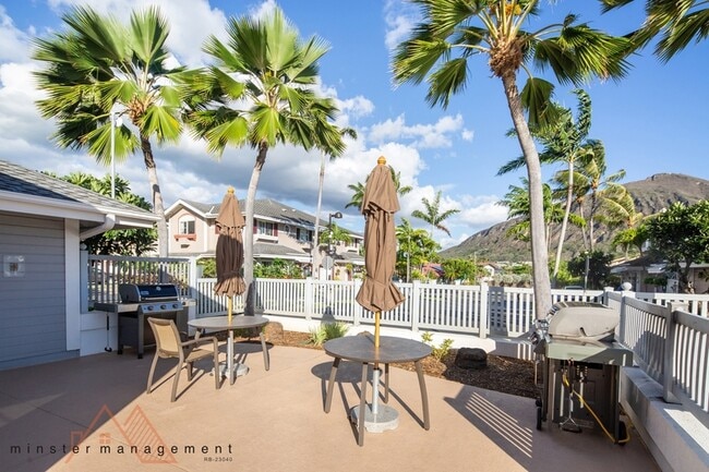 Building Photo - 7080 Hawaii Kai Dr