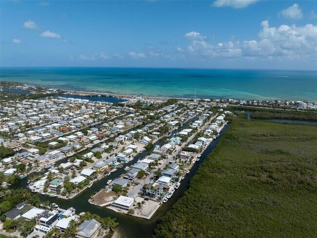 Building Photo - 129 Nautilus Dr