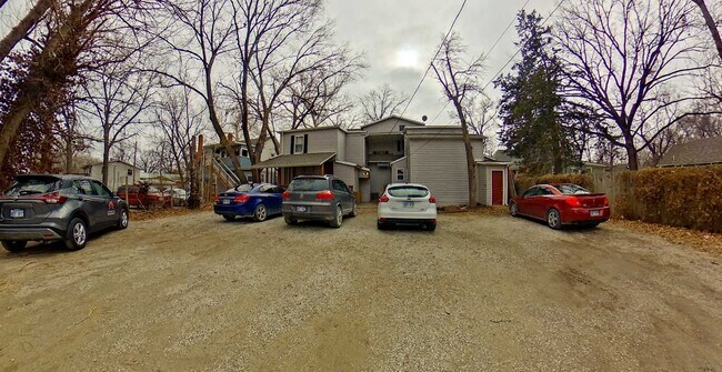 Building Photo - 512 Bluemont Ave