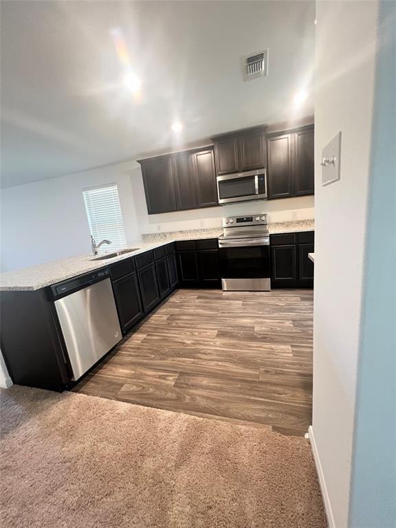 Building Photo - 125 Maywood Ln