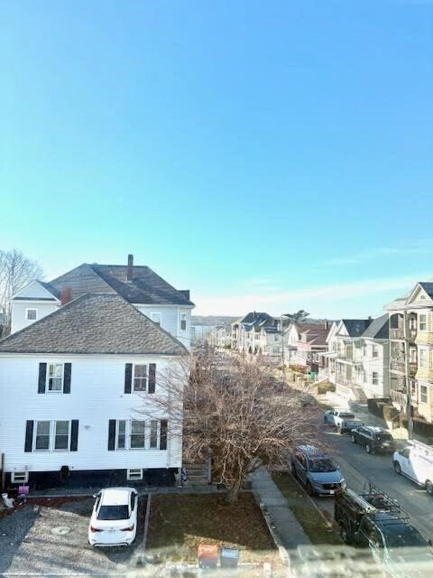 Building Photo - 653 Brock Ave