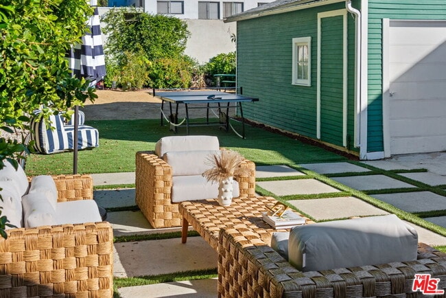 Building Photo - 1224 N Ogden Dr