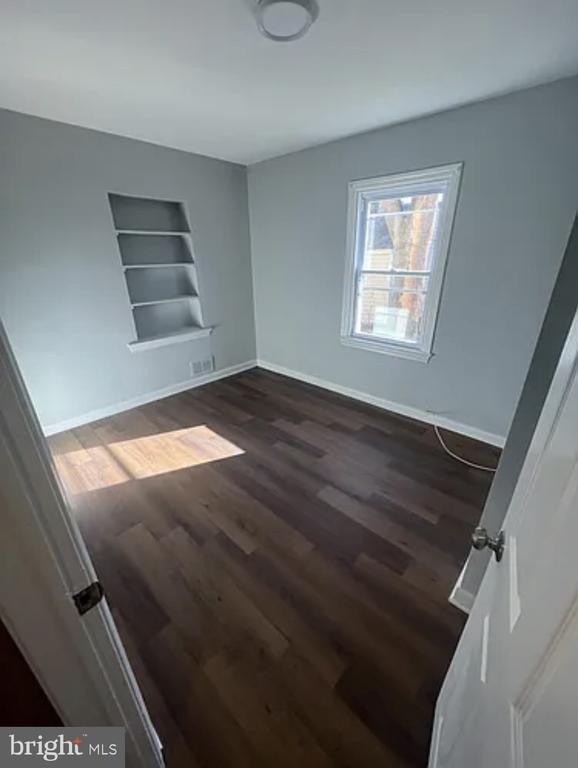 Building Photo - 3516 Longfellow St
