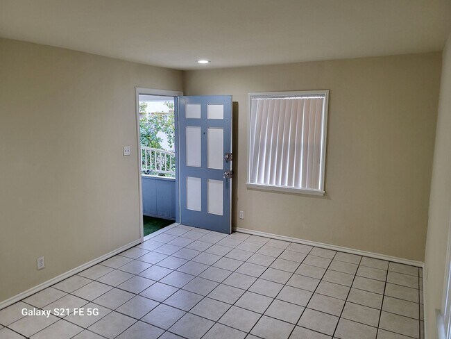Building Photo - 2100 Cabrillo Ave