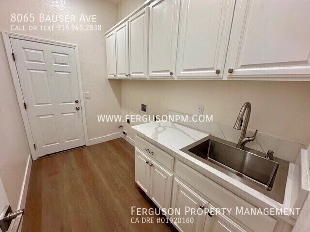 Building Photo - 8065 Bauser Ave