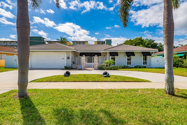 Building Photo - 1510 SE 14th Ct