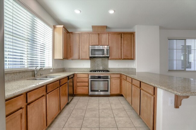 Building Photo - MODERN LUXURY IN SCENIC COMMUNICATIONS HILL LIGHT-FILLED INTERIORS WITH GREENBELT VIEWS