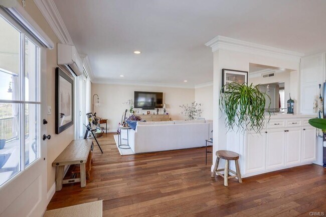 Building Photo - 201 S La Esperanza