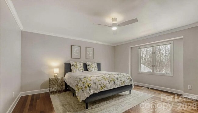 Building Photo - 120 Tall Oak Dr