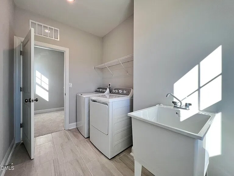 Building Photo - 304 Canyon Spring Trl