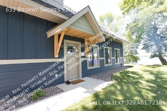 Building Photo - 633 Brophy Shores Rd NW