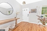Building Photo - 8310 Lyndhurst St