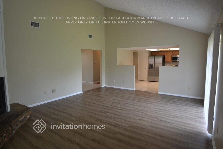 Building Photo - 644 Deer Run Ct