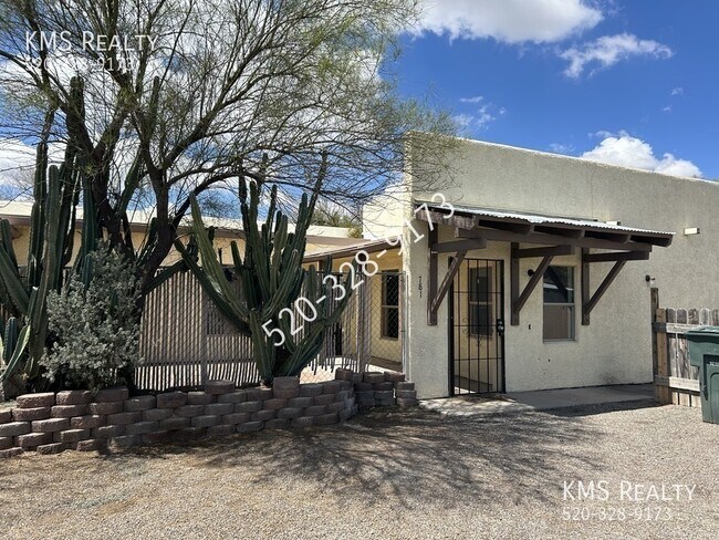 Building Photo - 781 N Anita Ave