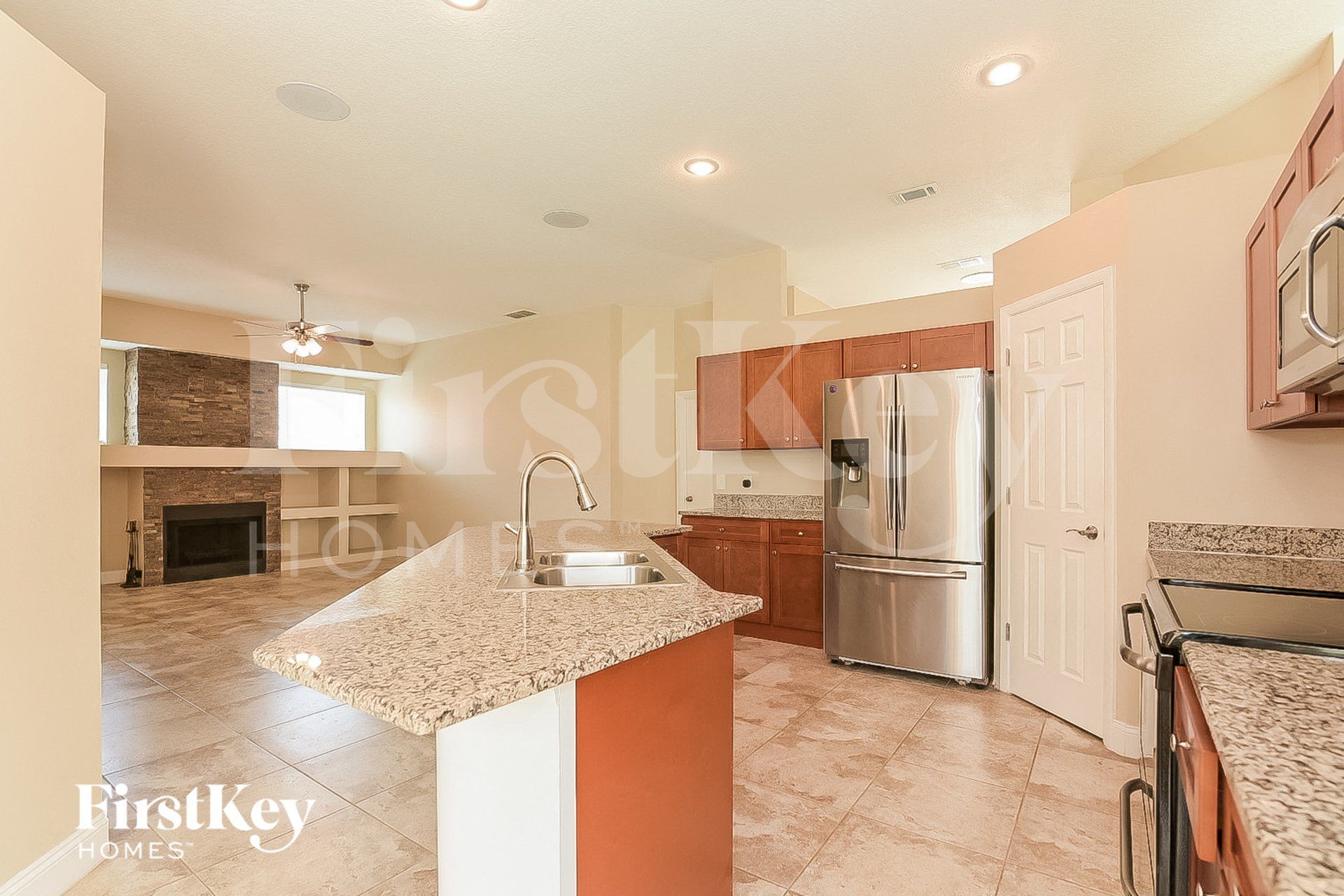 Building Photo - 8500 Sugar Palm Ct