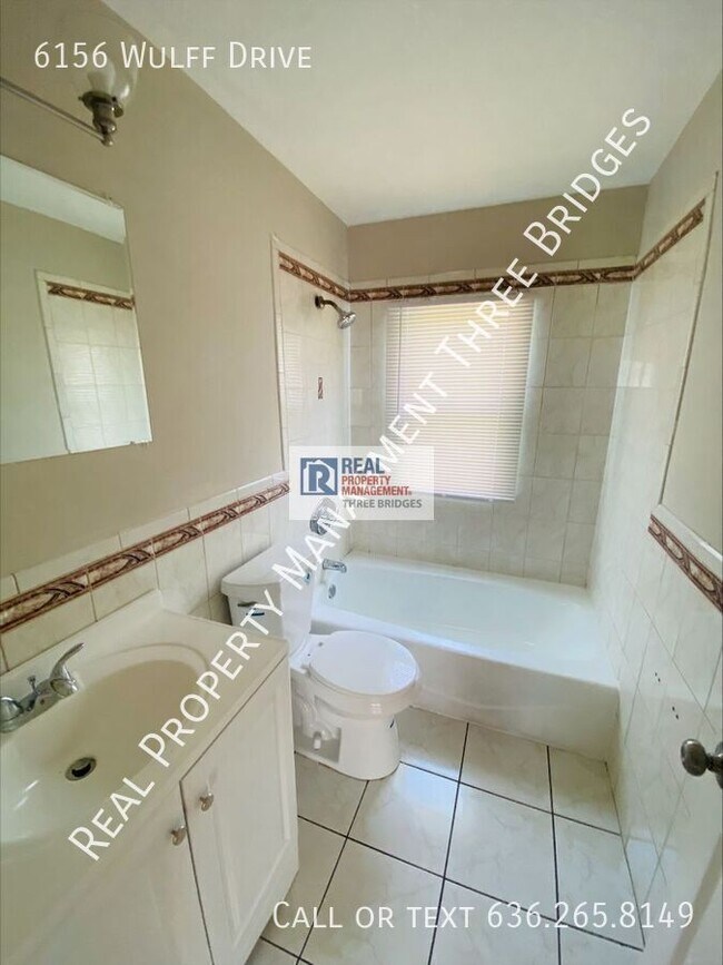 Building Photo - 6156 Wulff Dr