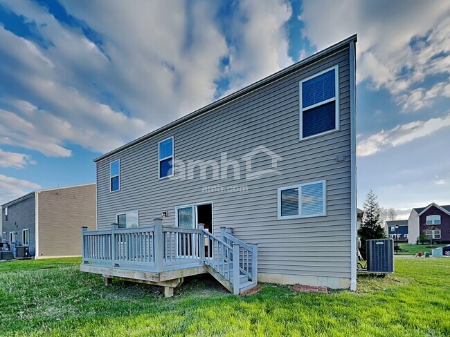 Building Photo - 4190 Brookdale Ct