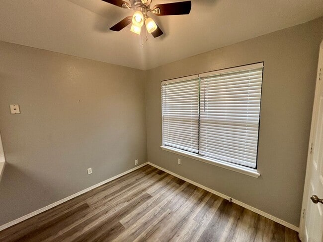 Building Photo - Wonderful 3 Bed 2 Bath Home in Norman