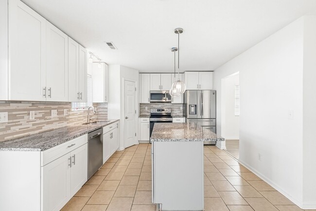 Building Photo - 3615 Marksbury Dr