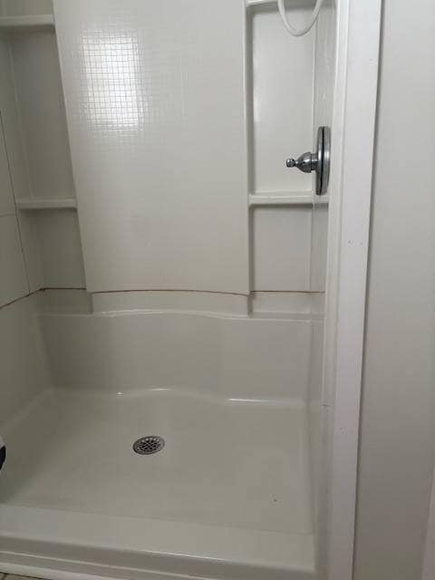 Building Photo - 16 Falla Ct