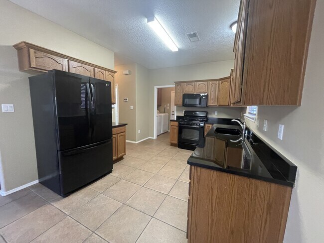 Building Photo - 5659 Bald Eagle Rd NW