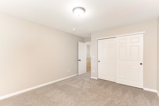 Building Photo - 8700 Triple Crown Dr