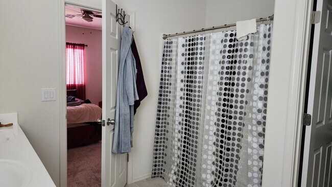 Building Photo - 24615 W Flores Dr