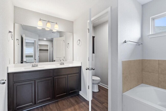 Building Photo - 2521 McCrae