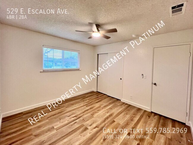 Building Photo - 529 E Escalon Ave