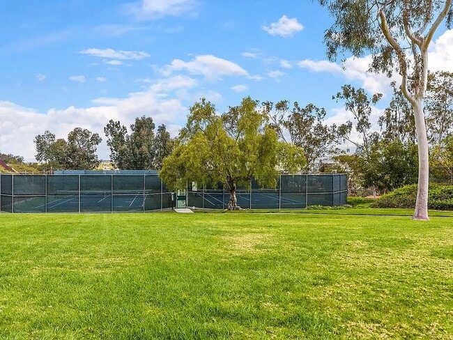 Building Photo - 1920 Avenida Joaquin