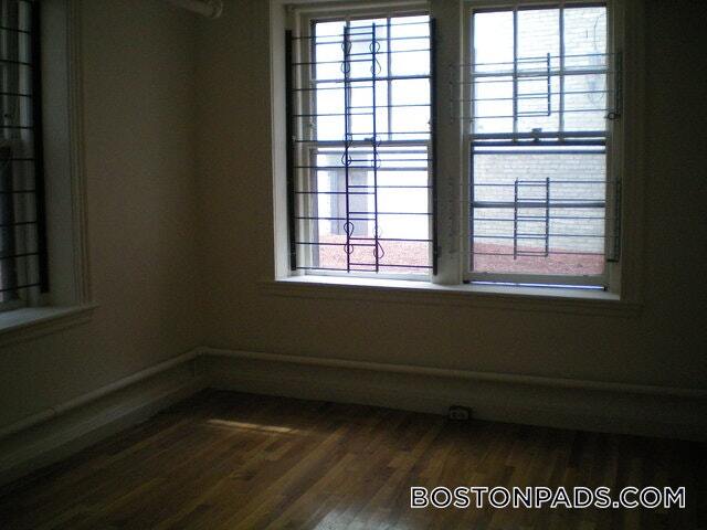 Building Photo - 1450 Commonwealth Ave