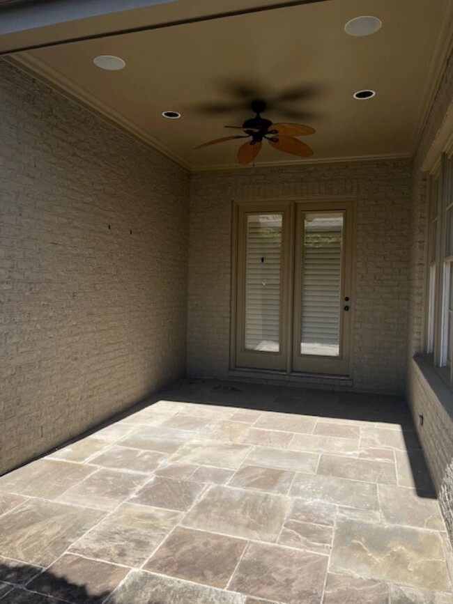 Building Photo - 9215 Liggon Green Ln