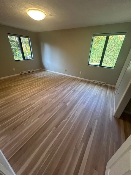 Building Photo - 44 Marla Cir